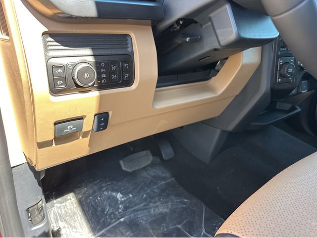 New 2026 Ford F250 Lariat w/ FX4 Off-Road Package image 36