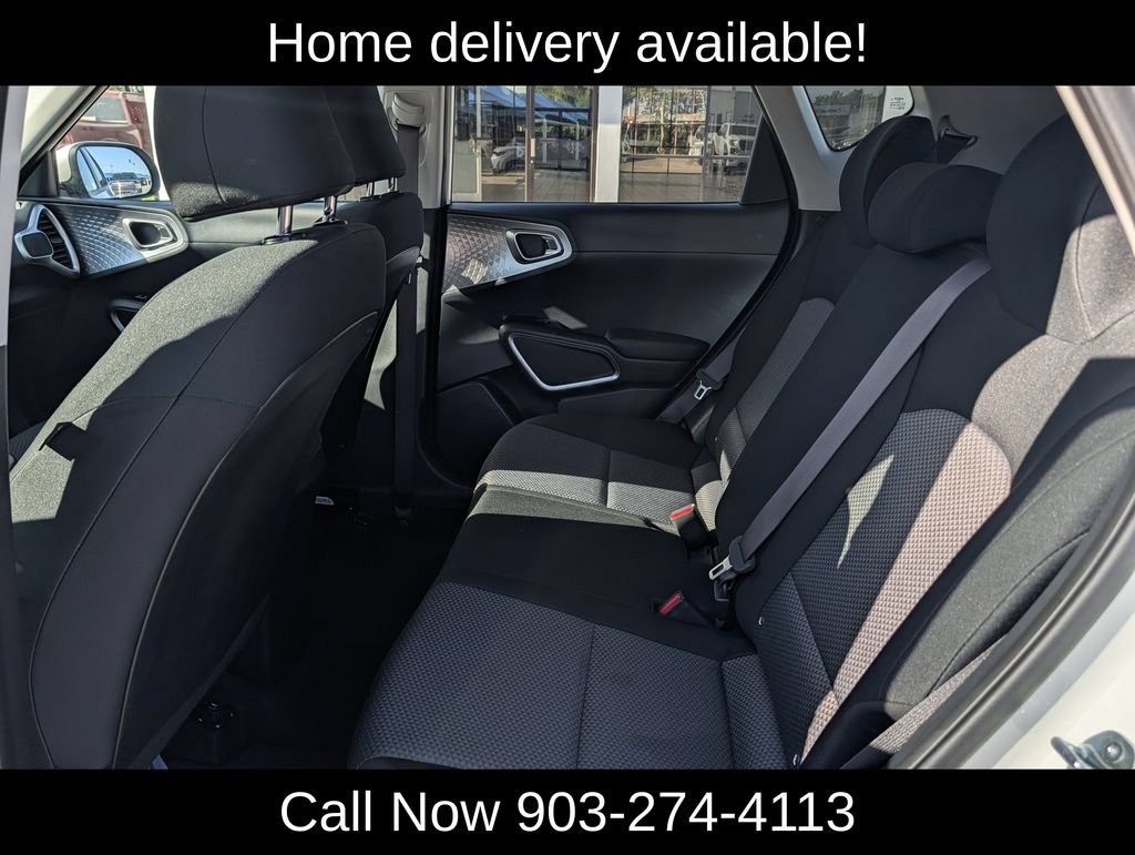 Used 2025 Kia Soul LX w/ LX Technology Package FWD image 27