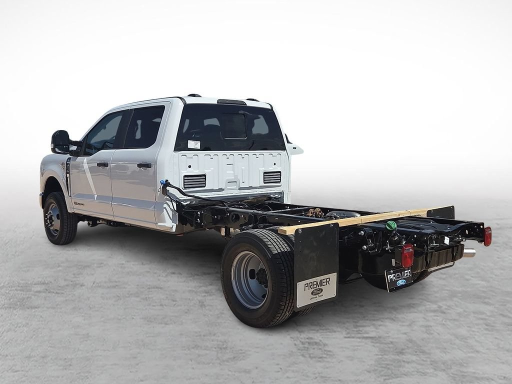 New 2026 Ford F350 XL w/ XL Chrome Package AWD/4WD image 7