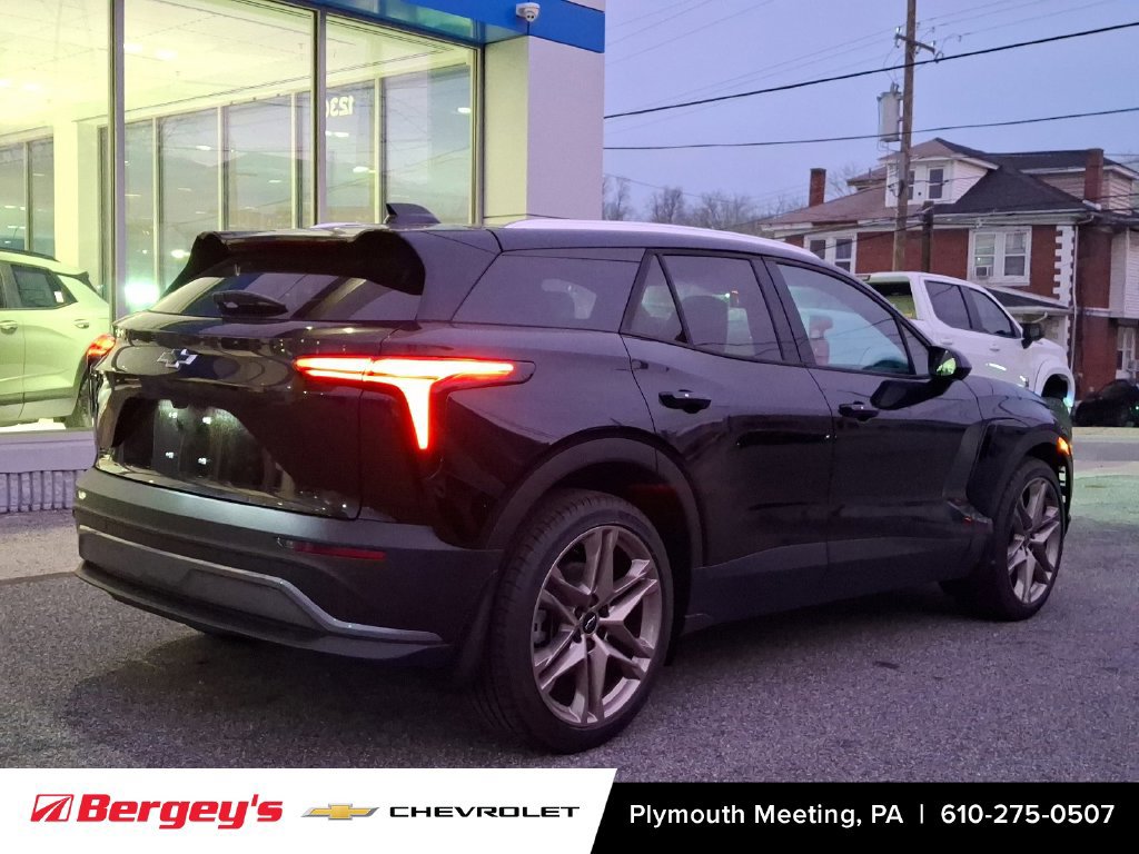 New 2026 Chevrolet Blazer EV LT w/ LPO, Tech Bronze Package FWD image 3