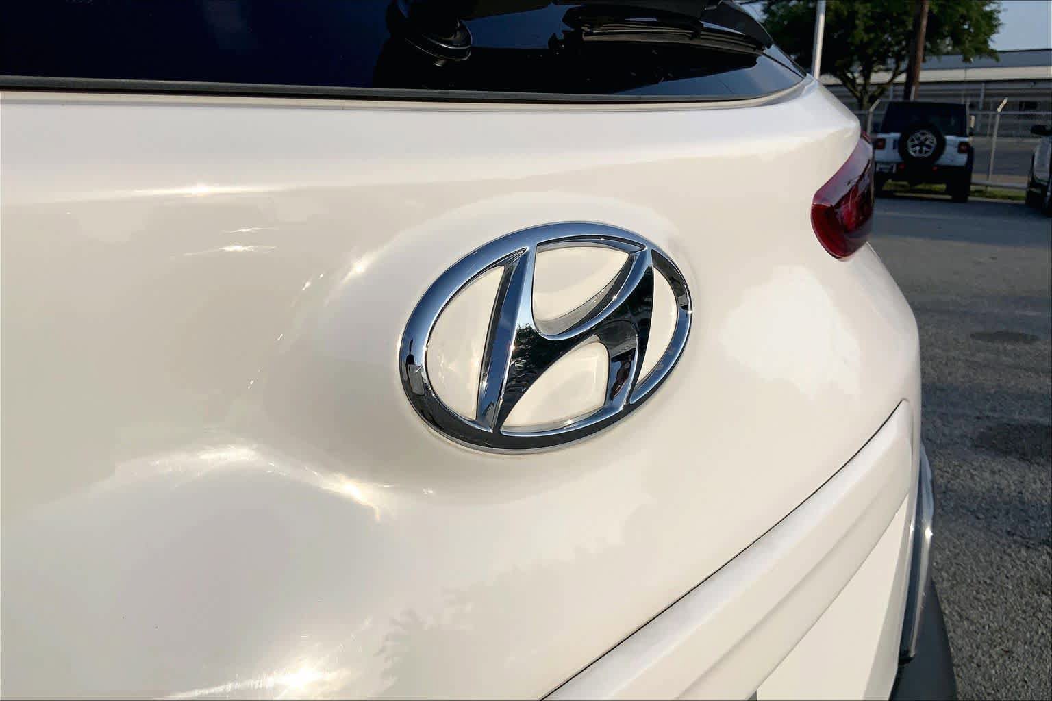 Used 2022 Hyundai Kona SEL FWD image 10