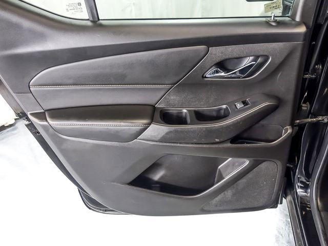 Certified 2021 Chevrolet Traverse LT w/ LT Premium Package image 33