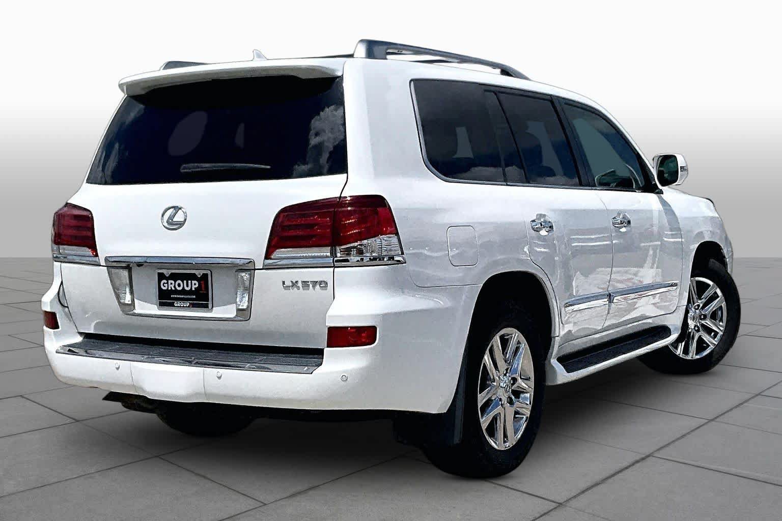 Used 2014 Lexus LX 570 4WD image 11