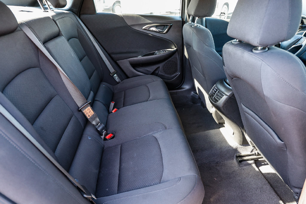 Used 2025 Chevrolet Malibu LT FWD image 31