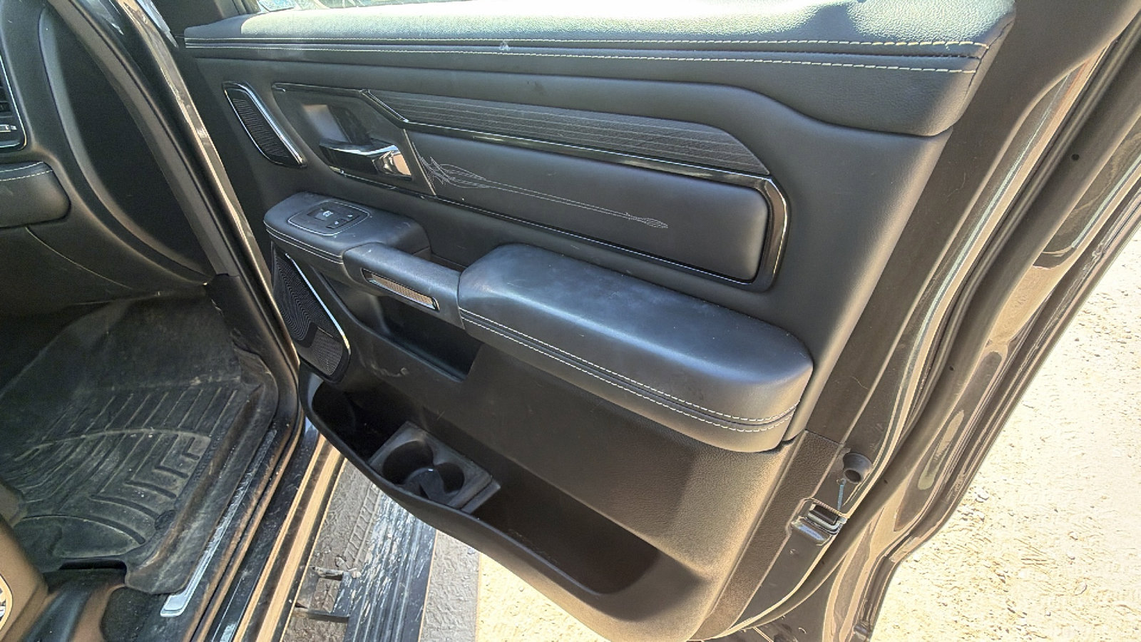 Certified 2024 RAM 1500 Limited AWD/4WD image 19