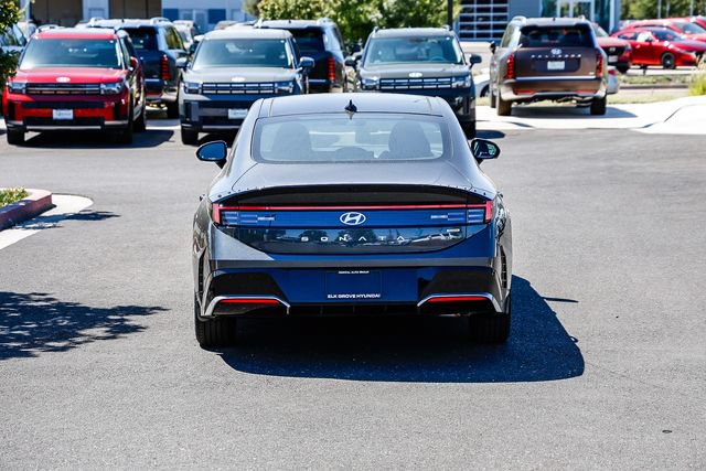 New 2026 Hyundai Sonata Limited FWD image 4
