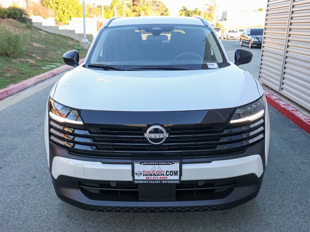 New 2026 Nissan Kicks SV image 9