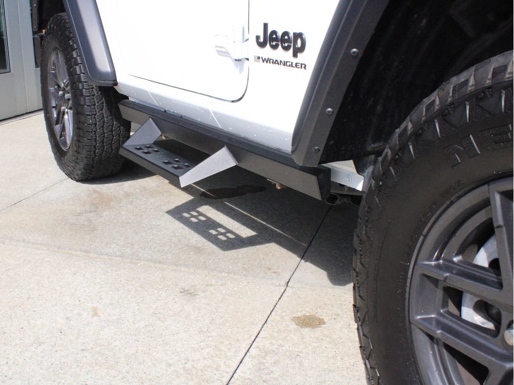 Certified 2024 Jeep Wrangler Sport AWD/4WD image 34