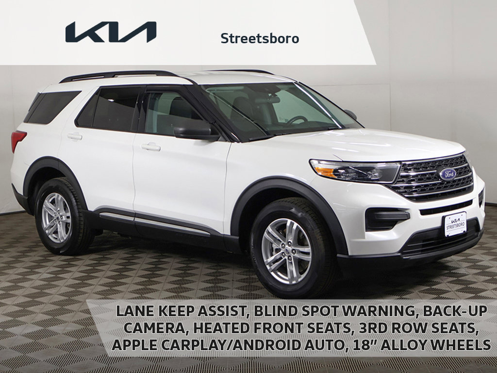 Used 2024 Ford Explorer XLT AWD/4WD image 1