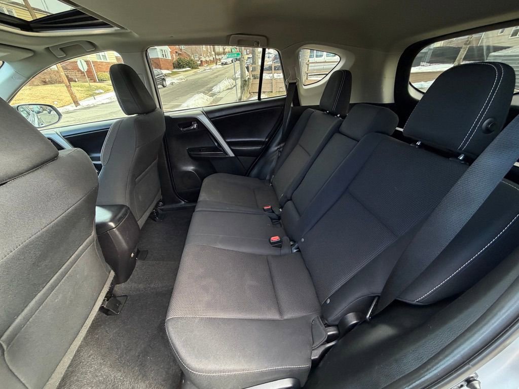 Used 2017 Toyota RAV4 XLE image 25