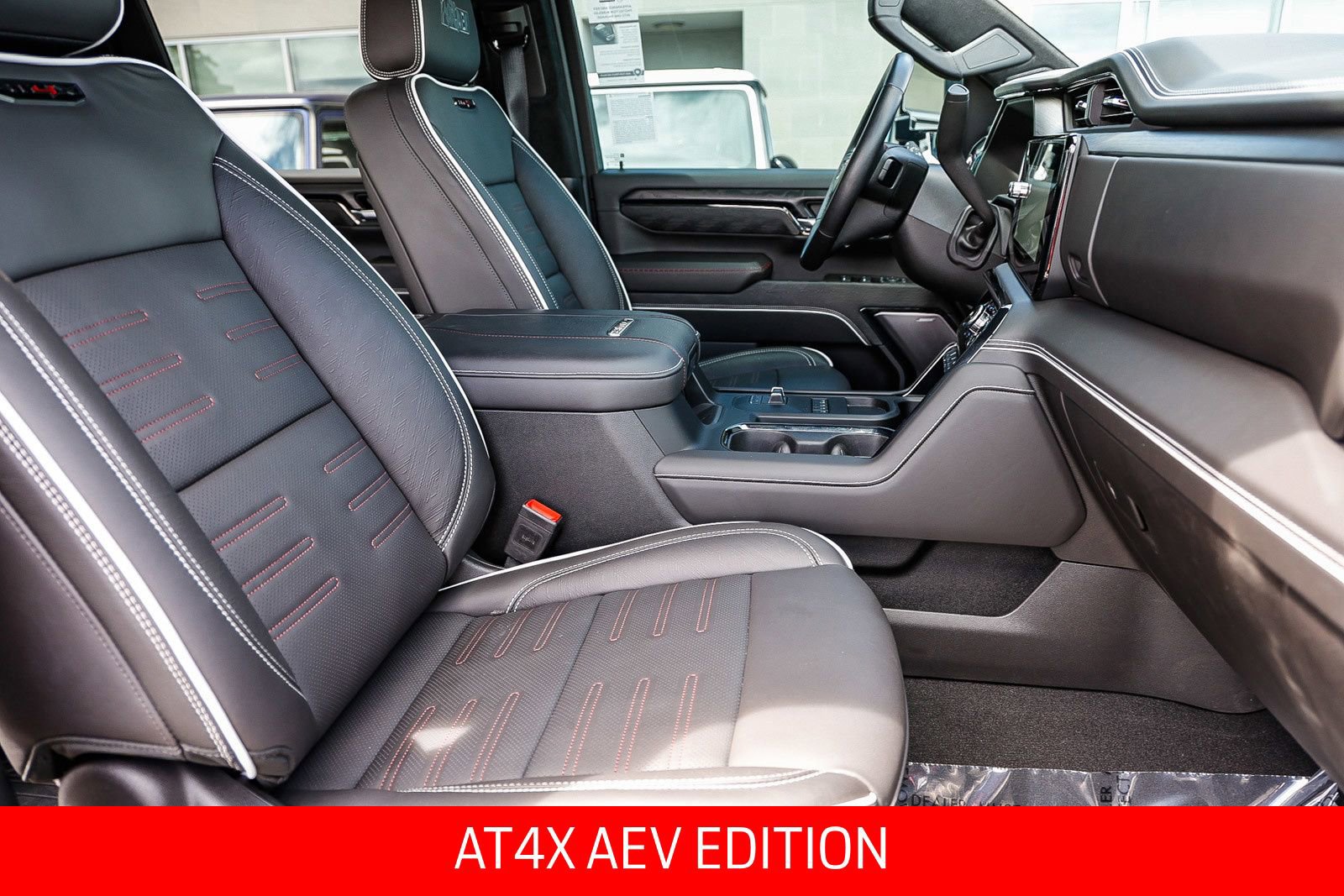 Used 2025 GMC Sierra 2500 AT4X w/ AT4X AEV Edition AWD/4WD image 17