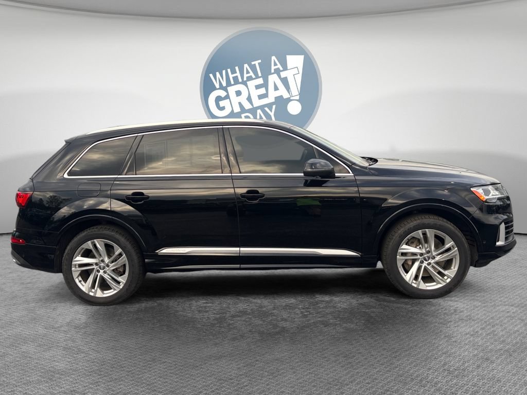 Used 2020 Audi Q7 3.0T Premium Plus AWD/4WD image 2