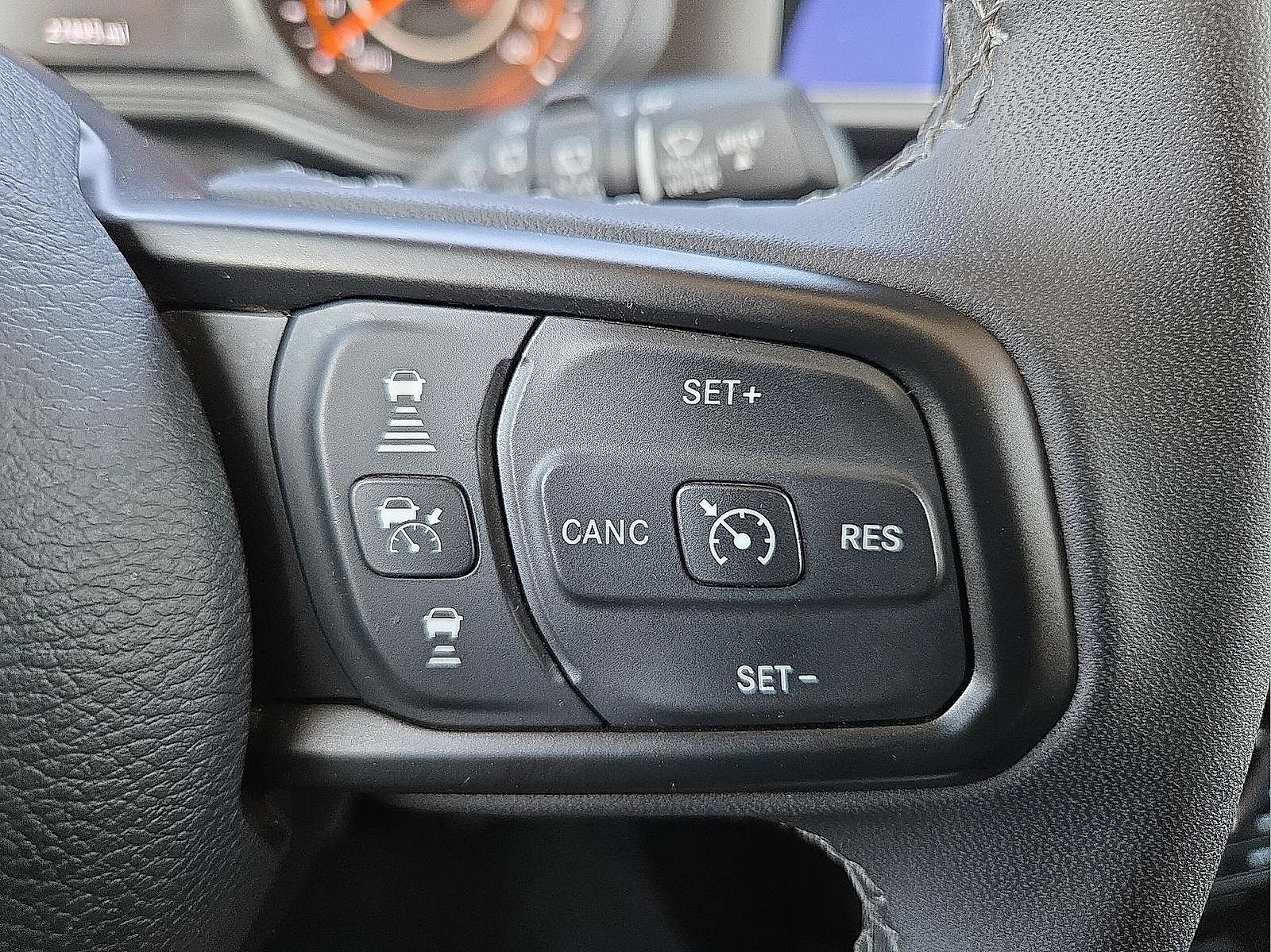 Used 2025 Jeep Wrangler Unlimited Sport AWD/4WD image 24
