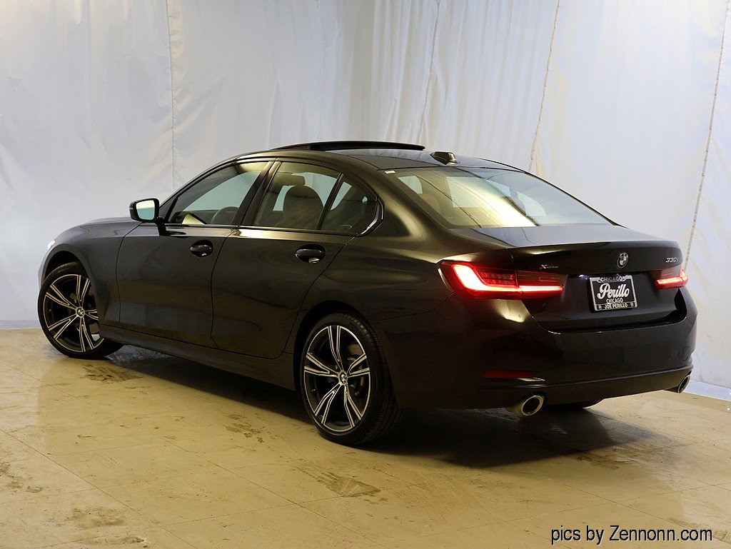 Certified 2023 BMW 330i xDrive Sedan w/ Premium Package image 9
