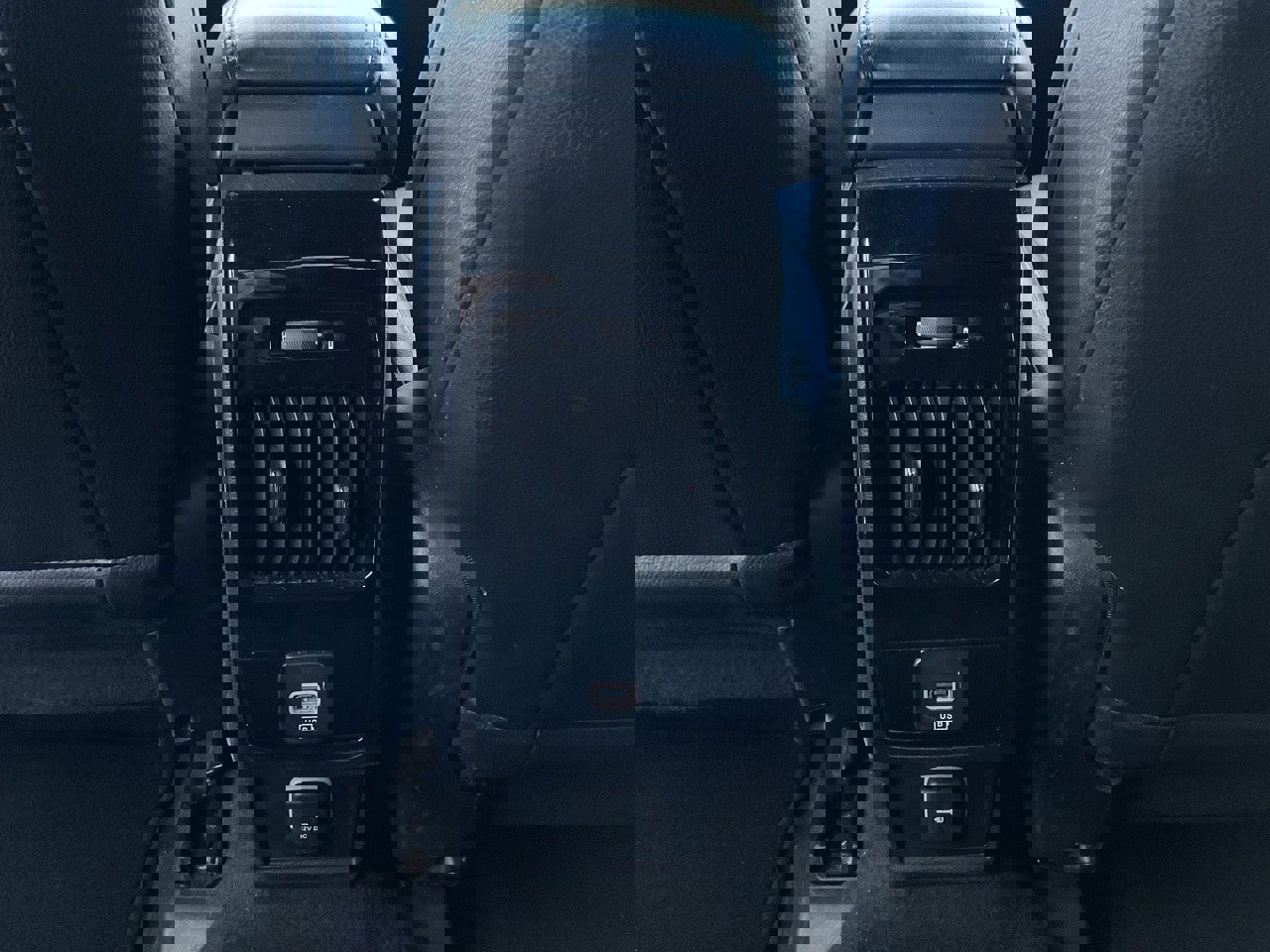 Used 2023 Jeep Compass Latitude image 19