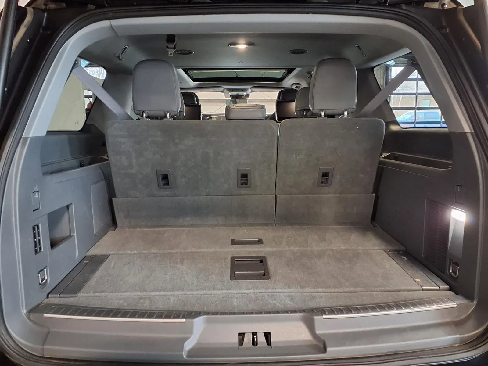 Used 2019 Lincoln Navigator L Reserve image 6