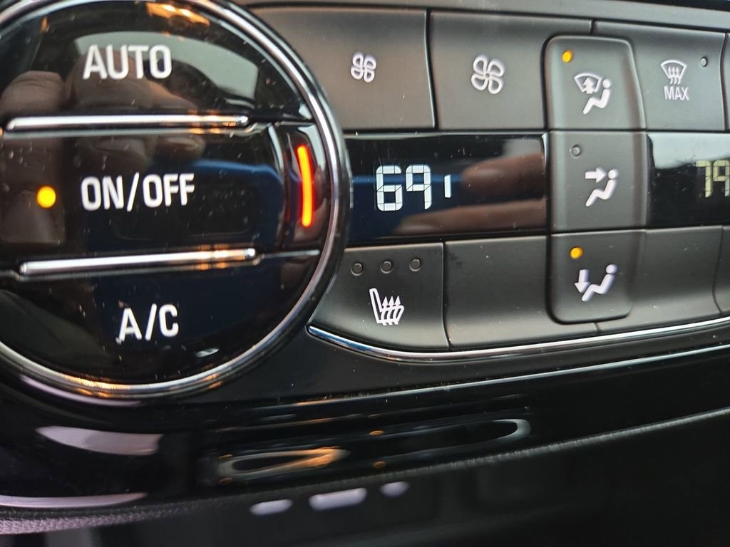 Used 2023 Buick Encore GX Essence w/ Experience Buick Package image 24