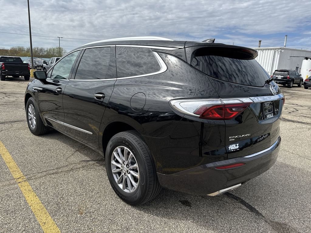 Certified 2023 Buick Enclave Essence AWD/4WD image 4