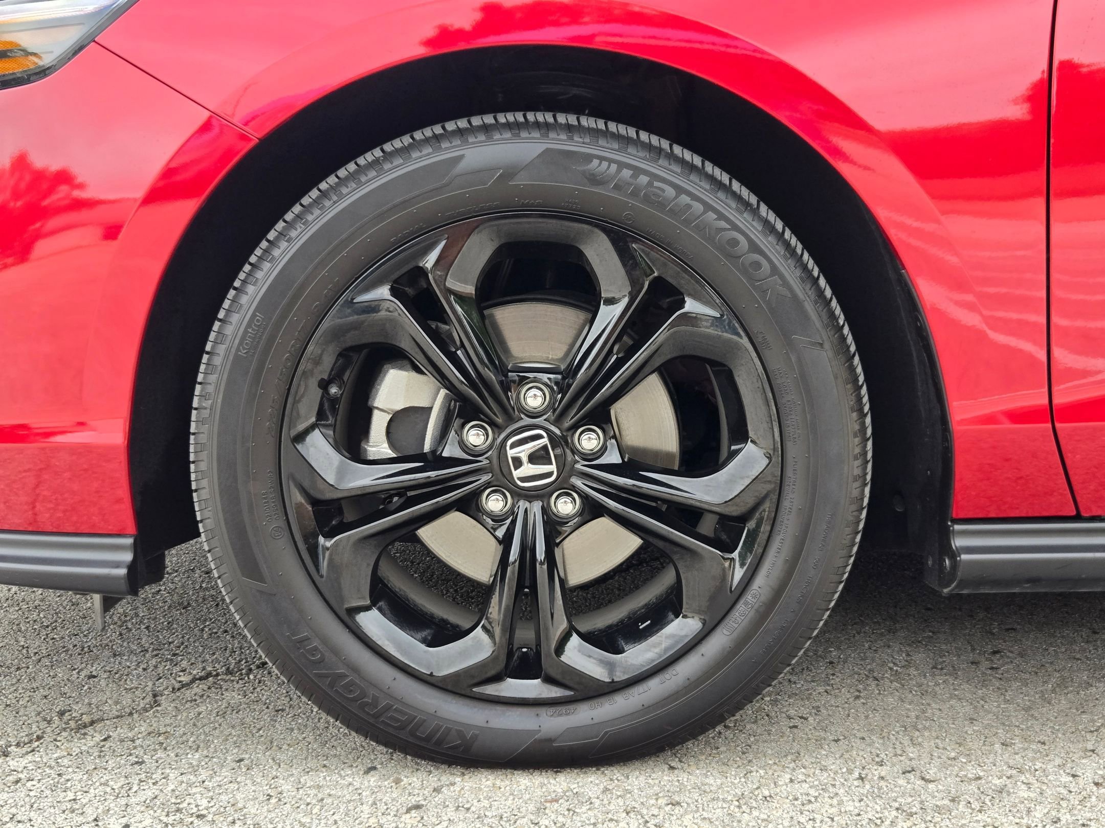 Certified 2025 Honda Accord SE image 31