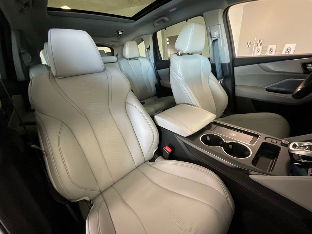 Certified 2025 Acura MDX w/ Technology Package AWD/4WD image 22