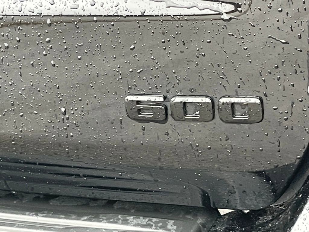 Certified 2022 Cadillac Escalade Sport Platinum w/ LPO, ONYX Package image 24