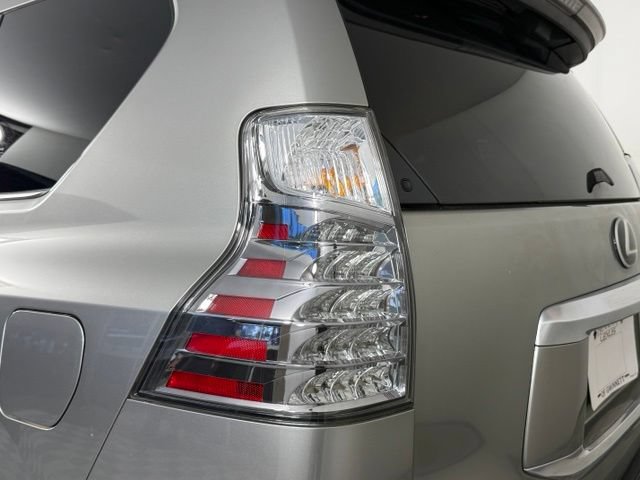 Used 2023 Lexus GX 460 Premium AWD/4WD image 13