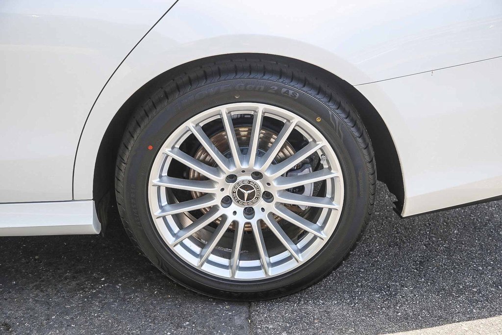 Used 2021 Mercedes-Benz E 350 Sedan image 11