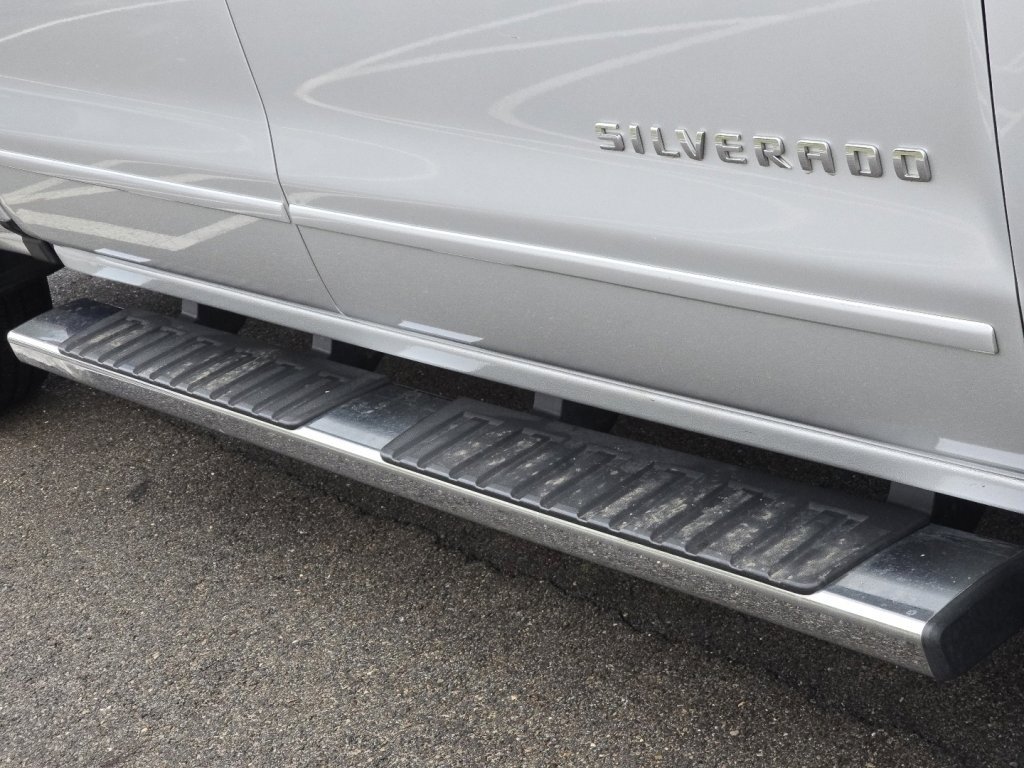 Used 2018 Chevrolet Silverado 1500 LT w/ All Star Edition image 22