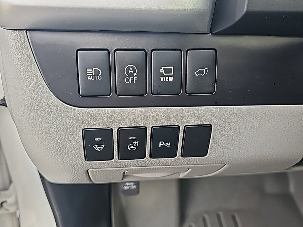 Used 2019 Toyota Highlander Limited Platinum image 18