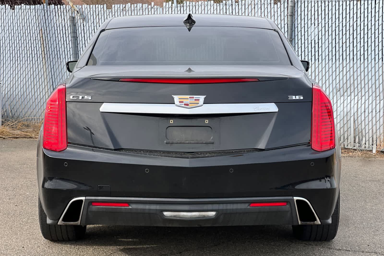Used 2019 Cadillac CTS Luxury RWD image 4