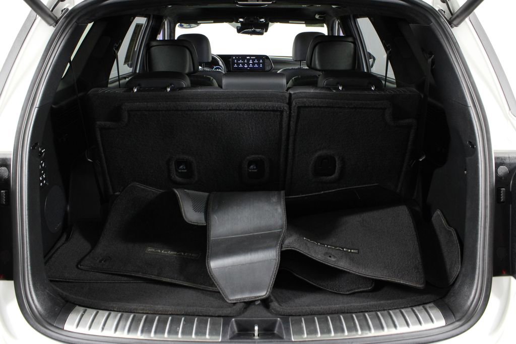 Used 2023 Hyundai Palisade Calligraphy image 15