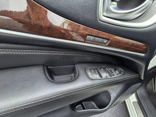 Used 2020 INFINITI QX60 Luxe w/ Sensory Package FWD image 11