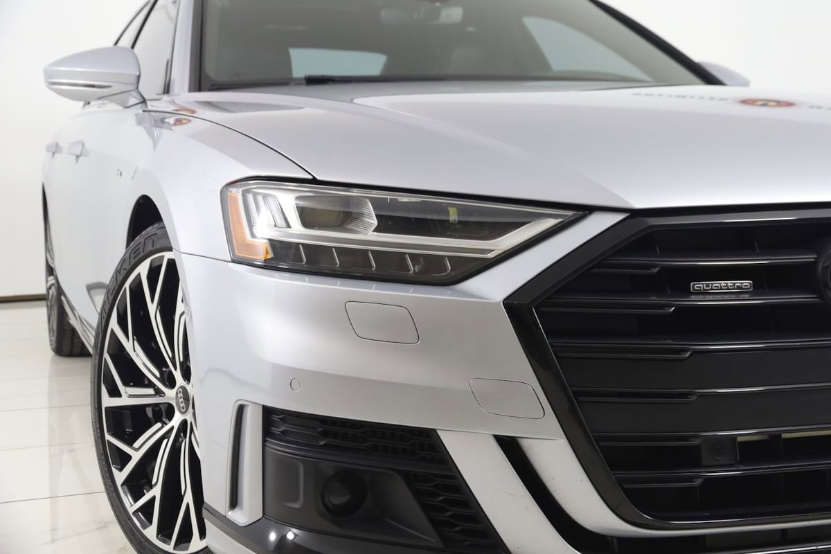 Used 2021 Audi A8 L 4.0T w/ Executive Plus Package AWD/4WD image 23