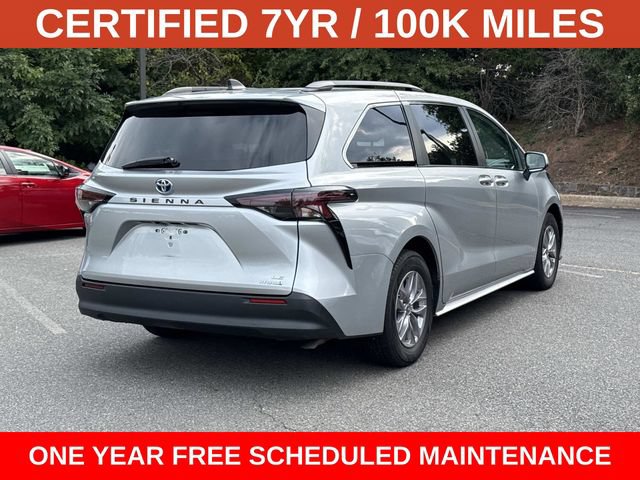 Used 2023 Toyota Sienna LE w/ LE Plus Package FWD image 2