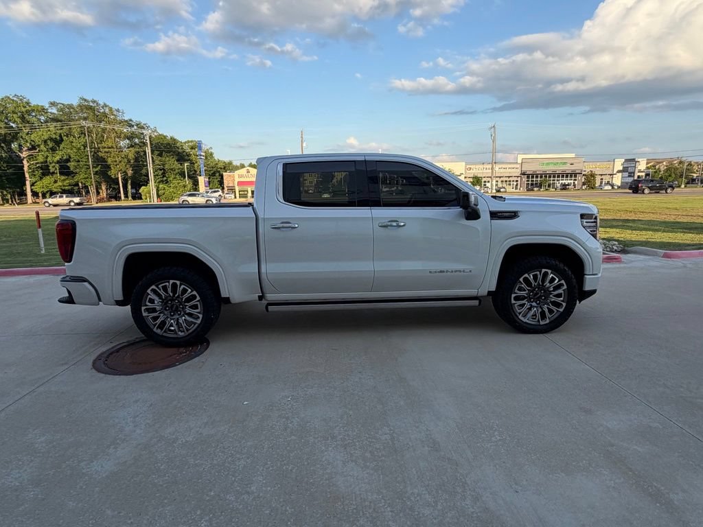Used 2024 GMC Sierra 1500 Denali Ultimate AWD/4WD image 7
