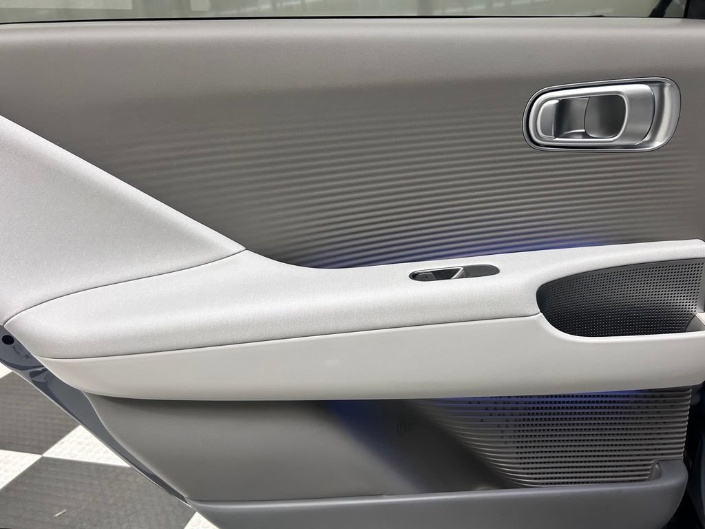 Used 2024 Hyundai Ioniq 6 Limited RWD image 13