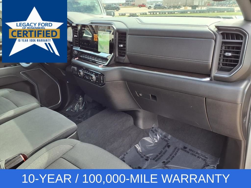 Used 2025 Chevrolet Silverado 2500 LT w/ Convenience Package image 22