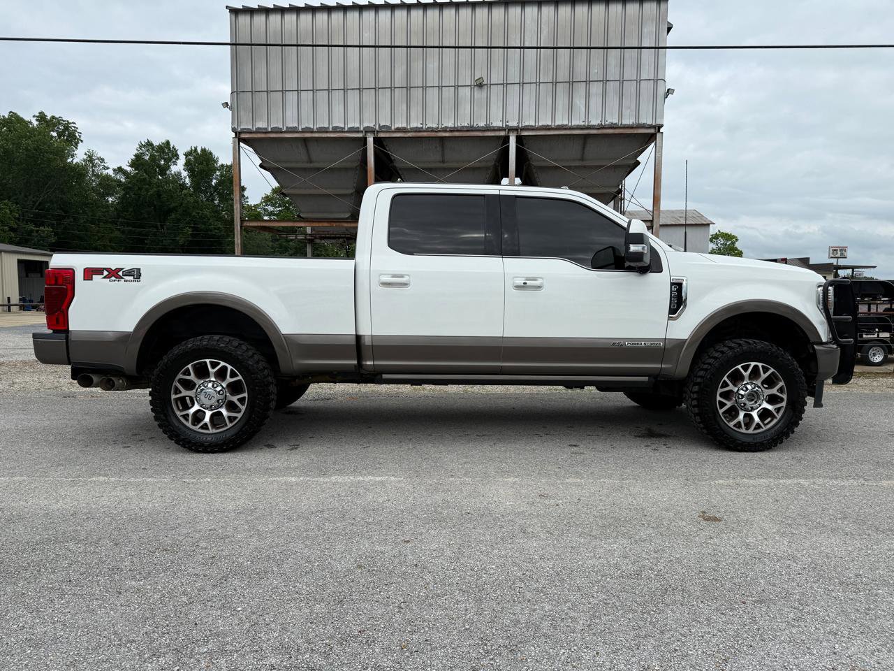 Used 2022 Ford F250 King Ranch w/ King Ranch Ultimate Package AWD/4WD image 8