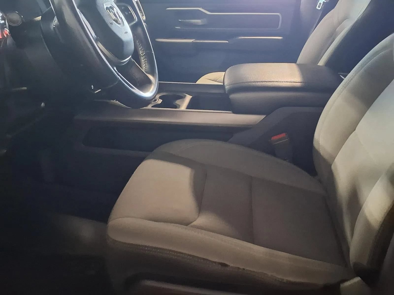 Used 2020 RAM 1500 Big Horn AWD/4WD image 16