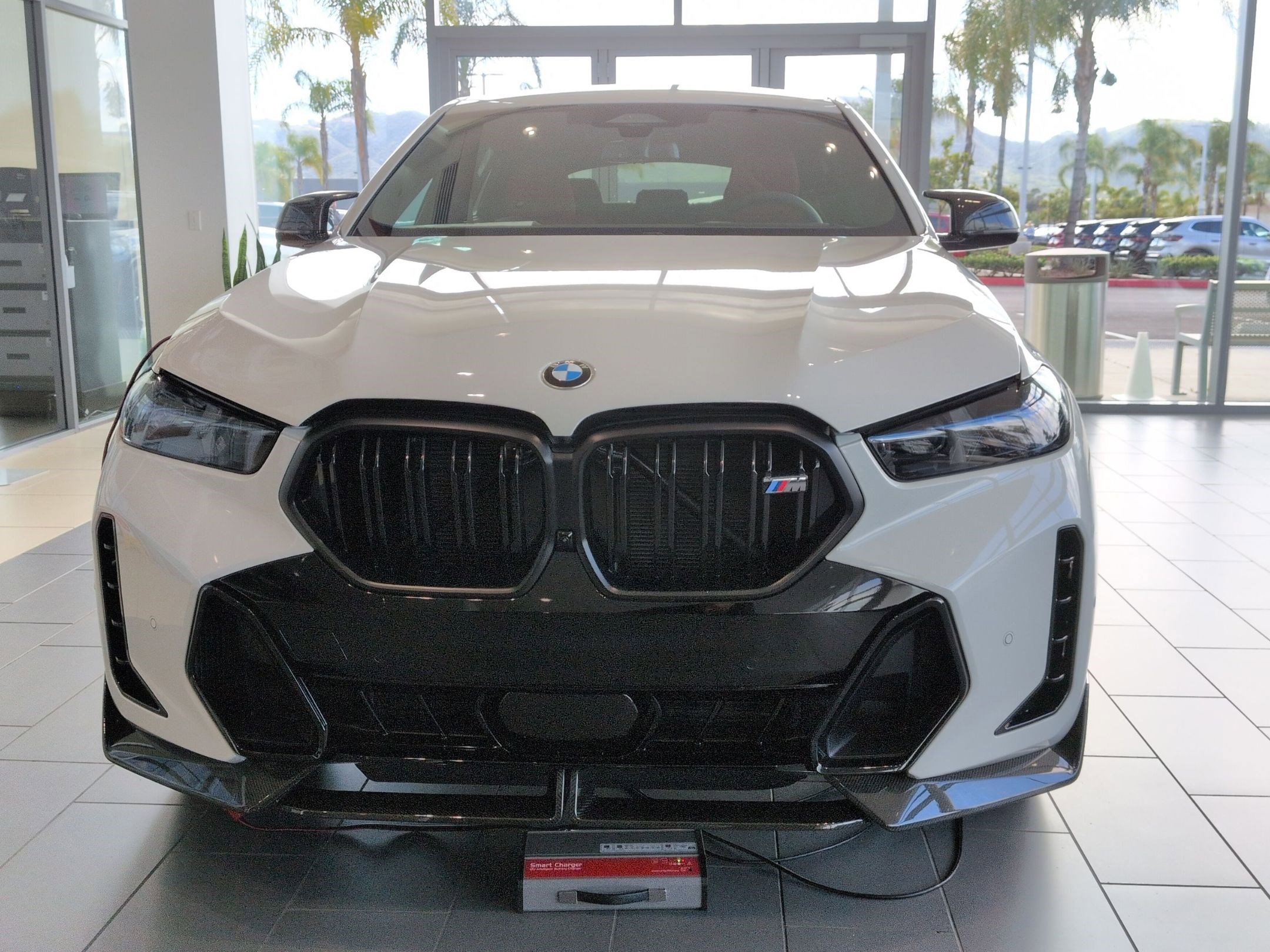 Used 2026 BMW X6 M60i w/ Dynamic Handling Package image 3