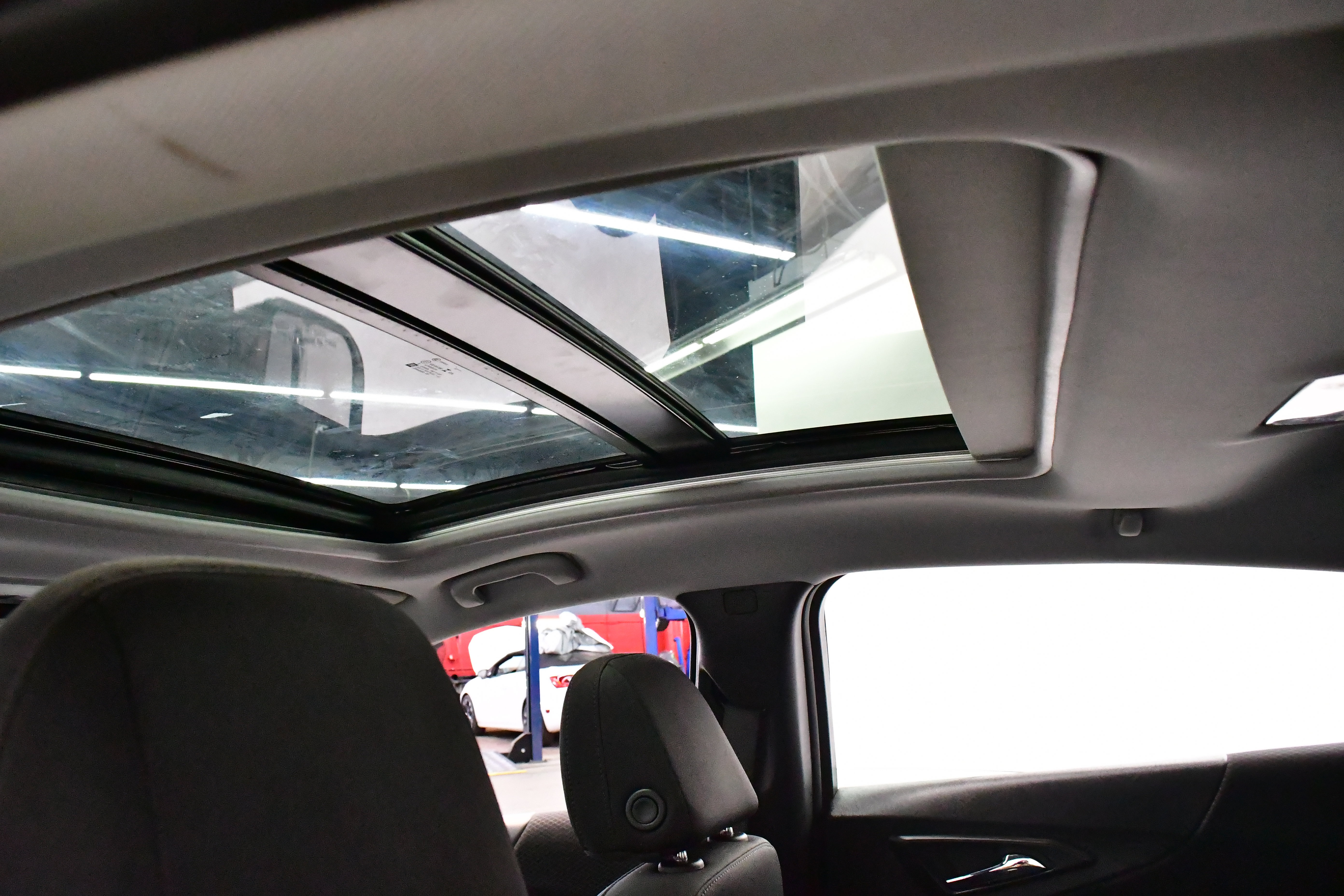 Used 2024 Chevrolet Malibu LT image 24