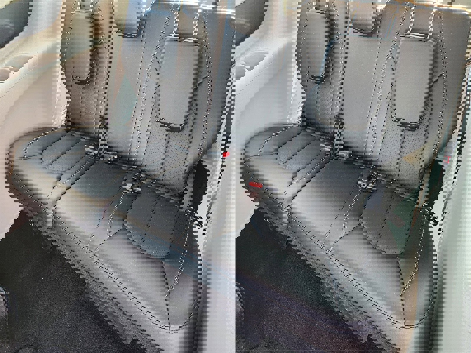 Certified 2024 Chrysler Pacifica Touring-L image 40