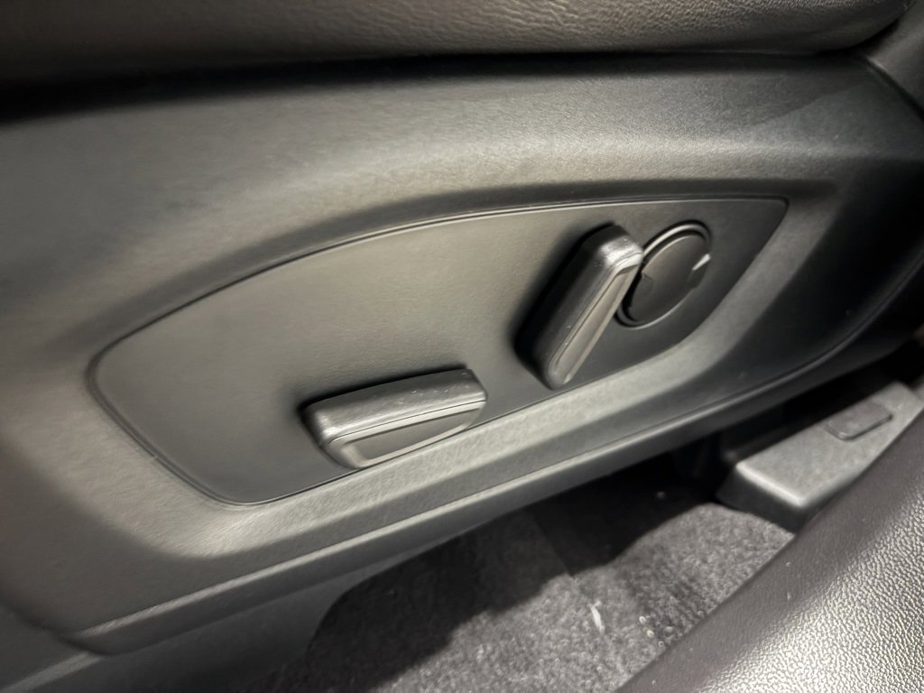 Used 2023 Ford Explorer ST w/ Equipment Group 401A image 22