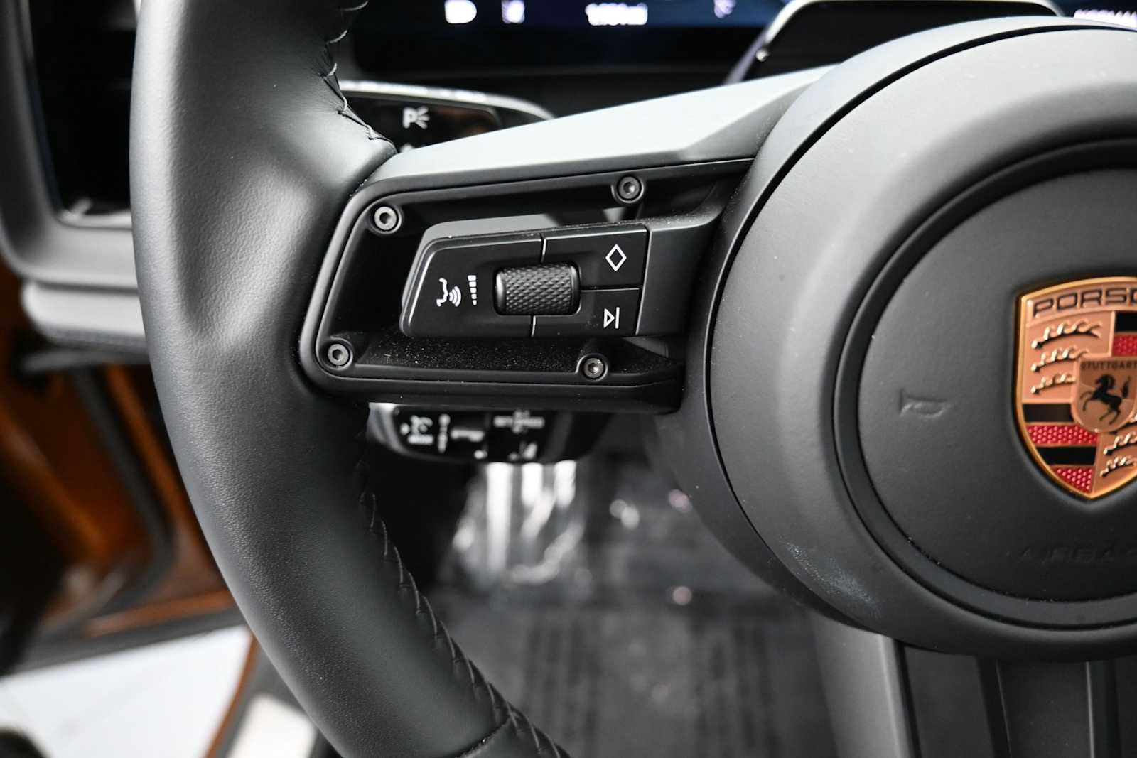 New 2026 Porsche Cayenne Electric AWD/4WD image 19