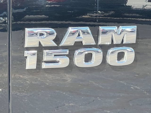 Used 2014 RAM 1500 Classic SLT AWD/4WD image 2