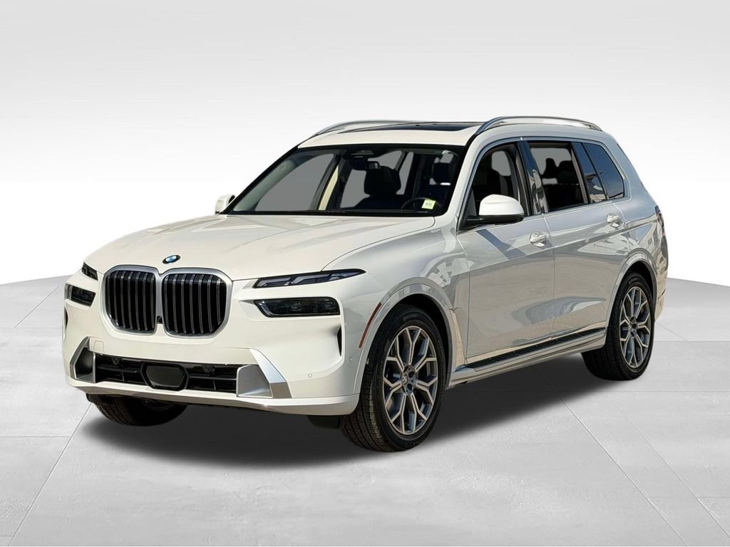 Used 2026 BMW X7 xDrive40i AWD/4WD image 3