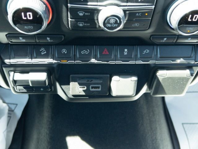 Used 2020 Chevrolet Silverado 1500 LT w/ All-Star Edition AWD/4WD image 43