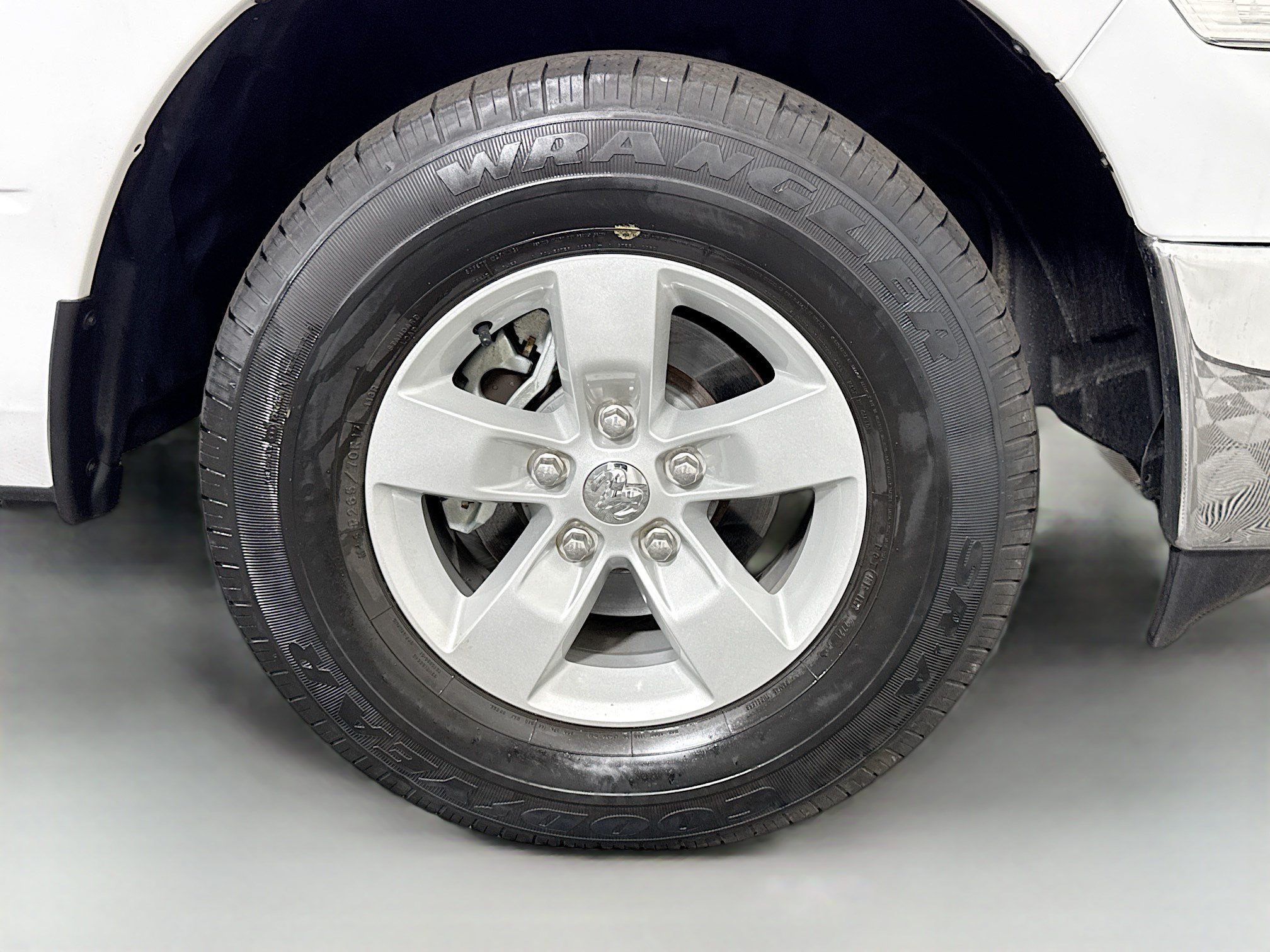 Used 2020 RAM 1500 Tradesman w/ Popular Equipment Group RWD image 31