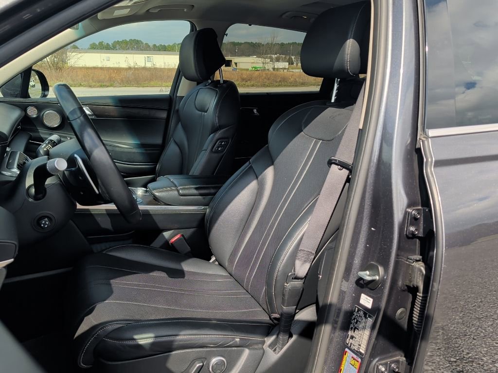 Used 2021 Genesis GV80 2.5T w/ Advanced Package 03 image 23