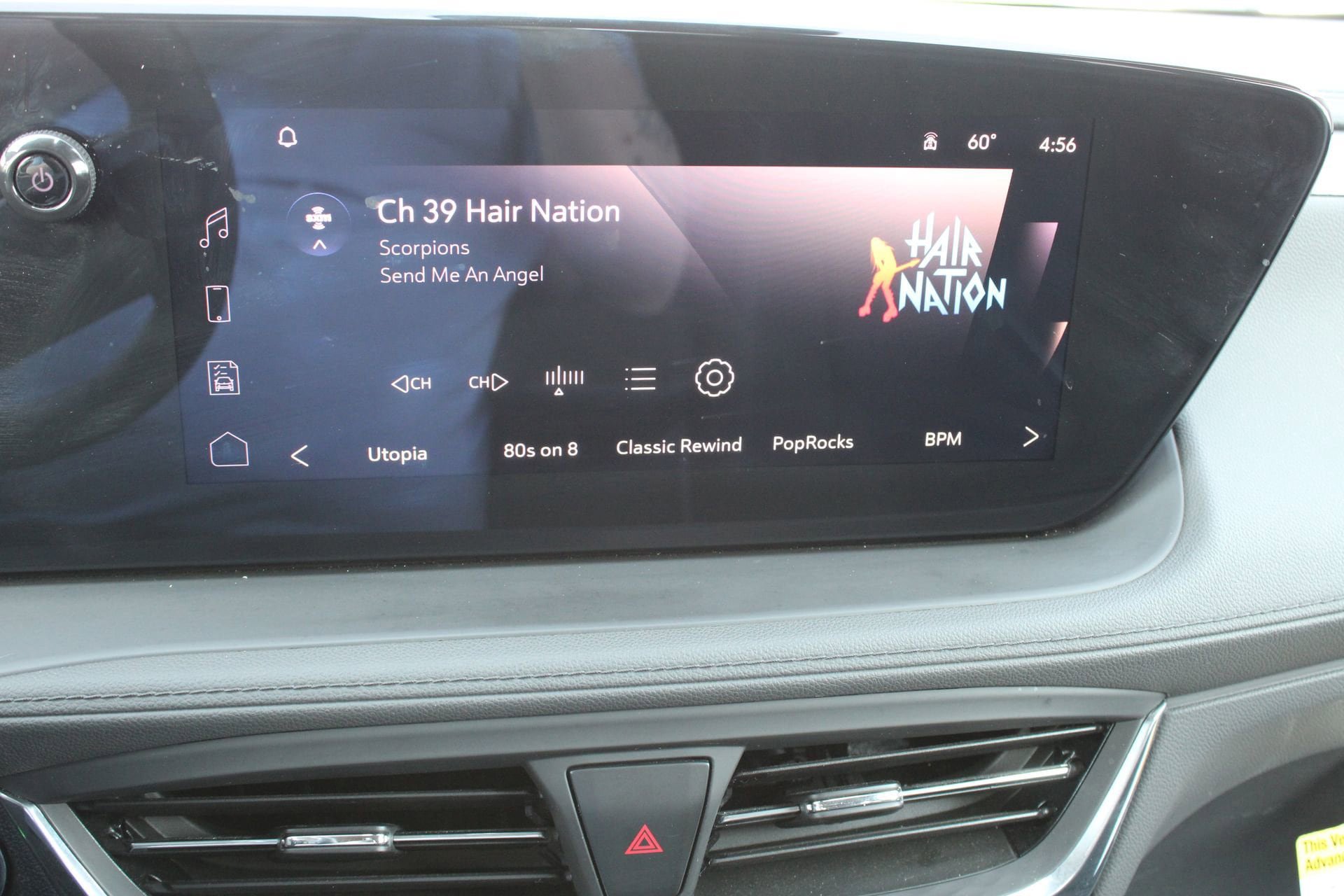 Used 2025 Buick Encore GX Preferred AWD/4WD image 29